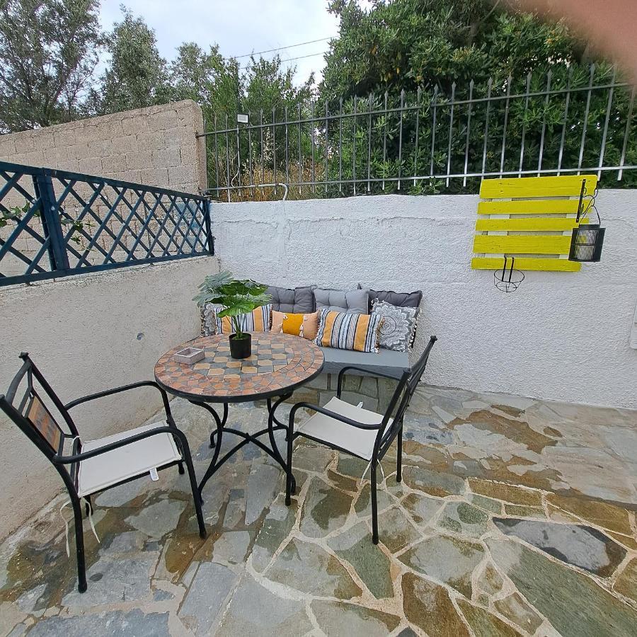 Ξενώνας Vasiliki Vathi  ภายนอก รูปภาพ