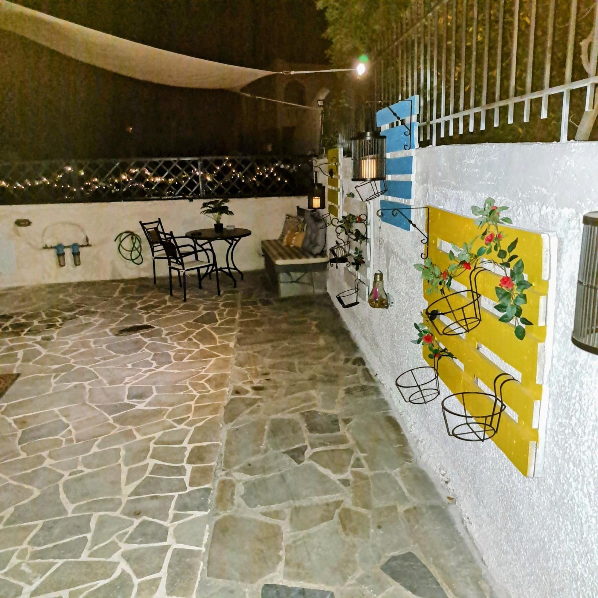 Ξενώνας Vasiliki Vathi  ภายนอก รูปภาพ